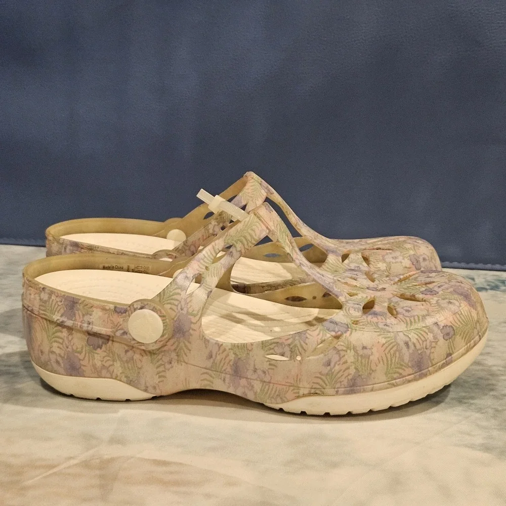 Crocs Girls Mary‎ Jane Floral Clogs Shoes Youth Size 4 Slip On